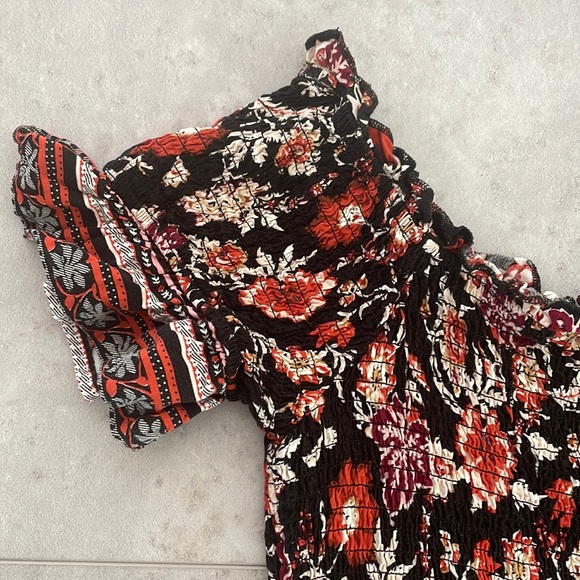 BAND OF GYPSIES floral smocked bodice ruffled sleeve mini dress with pockets XS - Picture 8 of 12